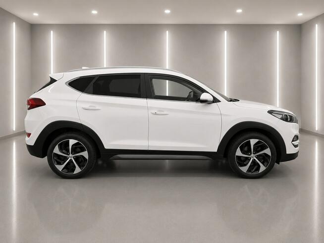 Hyundai Tucson 1.7 automat*bezwypadkowy*kamera cofania*navi*grzane fotele*opłacony