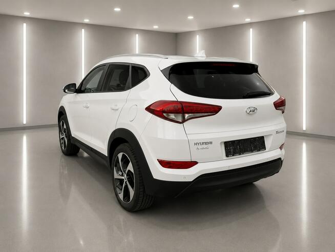 Hyundai Tucson 1.7 automat*bezwypadkowy*kamera cofania*navi*grzane fotele*opłacony