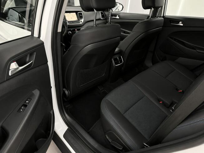 Hyundai Tucson 1.7 automat*bezwypadkowy*kamera cofania*navi*grzane fotele*opłacony