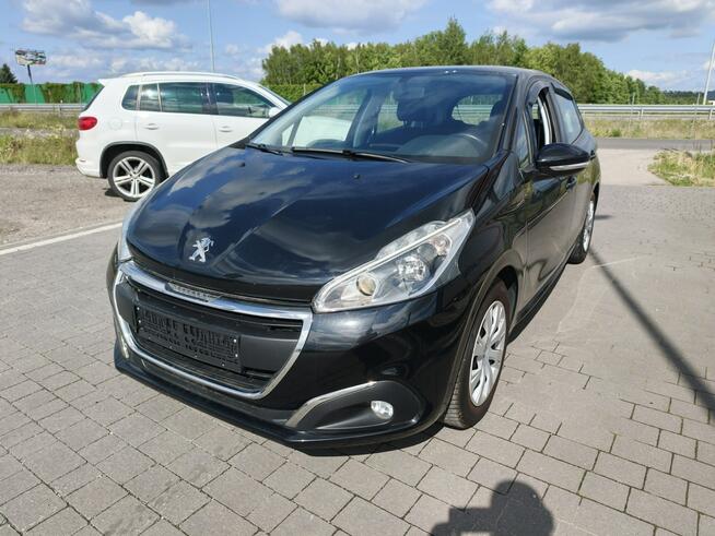 Bardzo ładny Peugeot 208