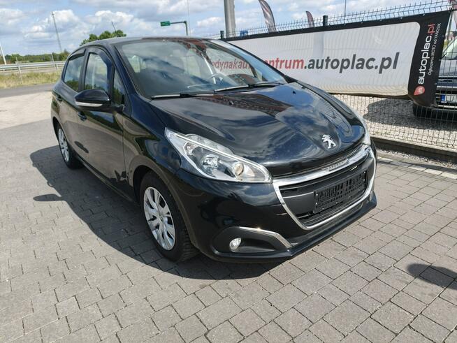 Bardzo ładny Peugeot 208