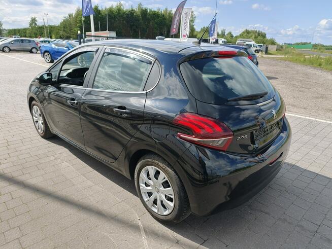 Bardzo ładny Peugeot 208