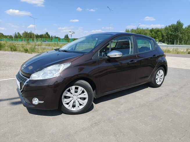 Bardzo ładny Peugeot 208