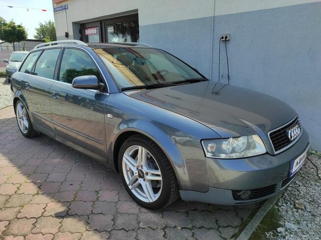 Audi A4 Klimatronik, podgrzewane fotele, alu 17'', ESP, radio USB/AUX, zarejes