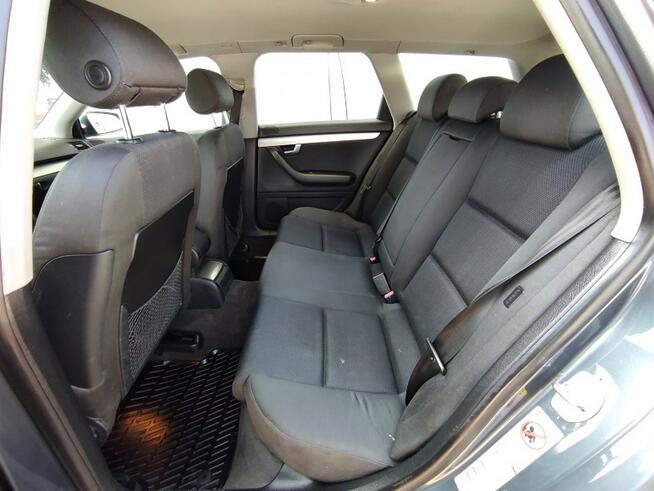 Audi A4 Klimatronik, podgrzewane fotele, alu 17'', ESP, radio USB/AUX, zarejes