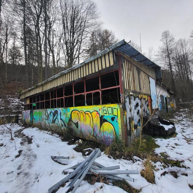 Syndyk sprzeda działkę budynek usługowy Wałbrzych
