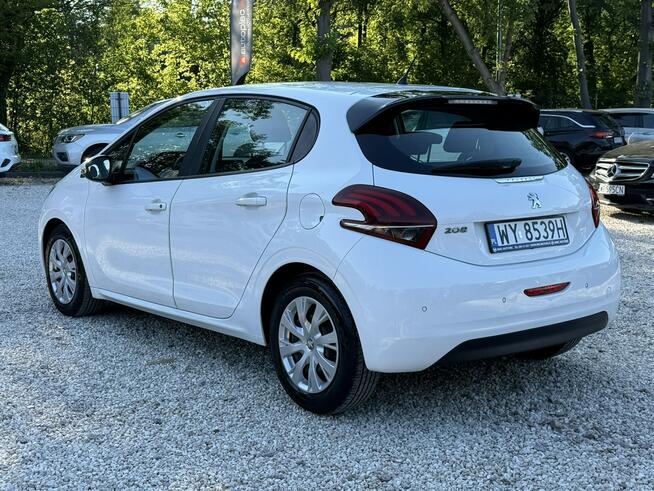 Peugeot 208 1.2 82kM Allure!! Automat! Salon Polska! Grzane fotele! Niski przebieg