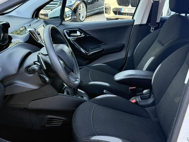 Peugeot 208 1.2 82kM Allure!! Automat! Salon Polska! Grzane fotele! Niski przebieg