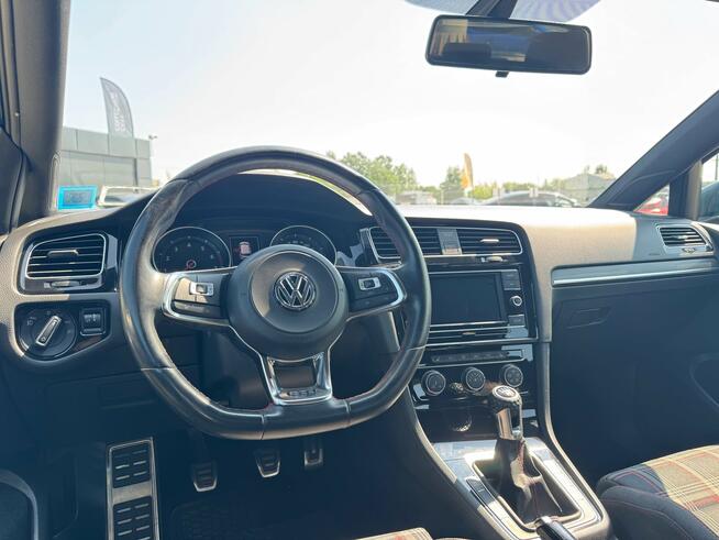 Volkswagen Golf, 2019