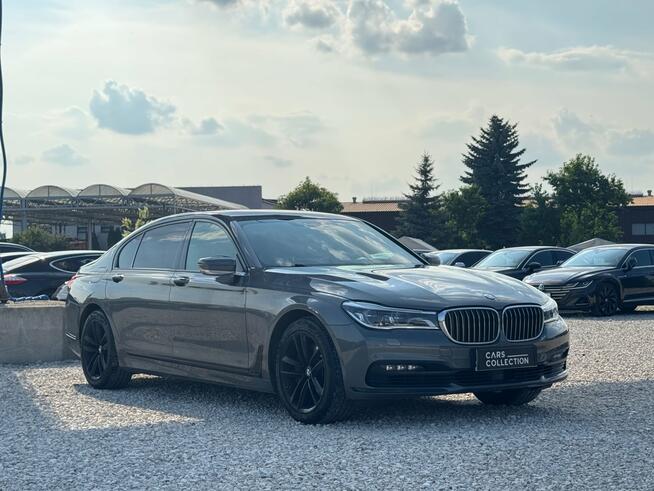 BMW Seria 7, 2015