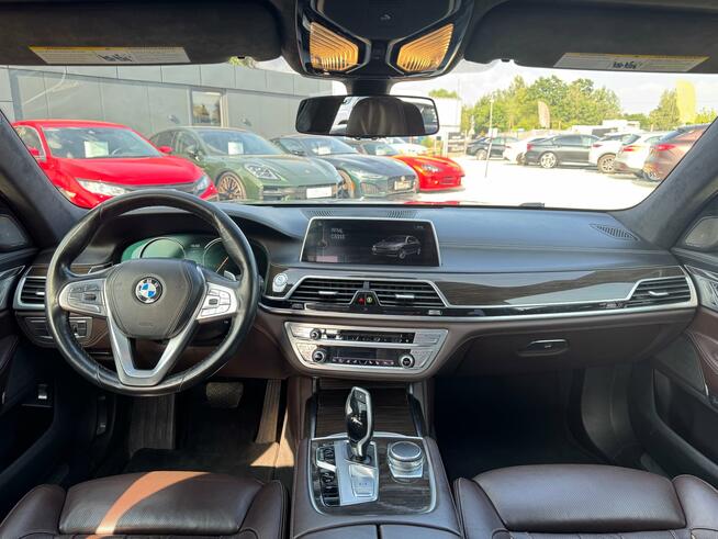 BMW Seria 7, 2015