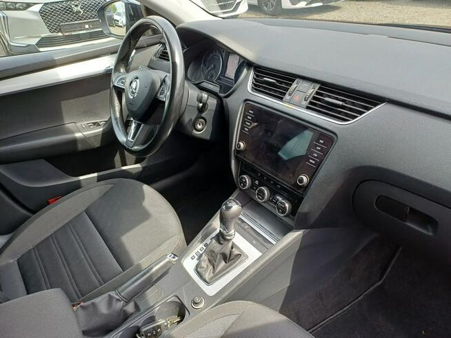 Škoda Octavia AUTOMAT*Navi*LED*Kamera*Tablet*PDC*1 wł*Alu*Gwarancj