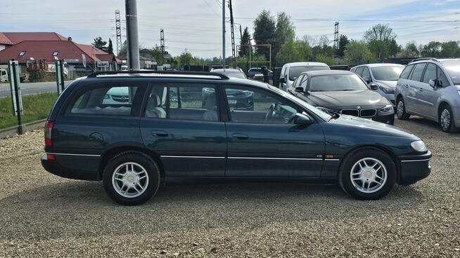 Opel Omega 2,5 v6 *automat* napęd tył *welury*