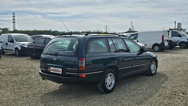 Opel Omega 2,5 v6 *automat* napęd tył *welury*