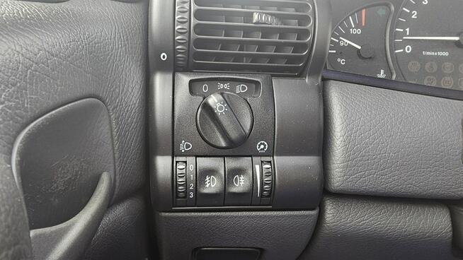 Opel Omega 2,5 v6 *automat* napęd tył *welury*
