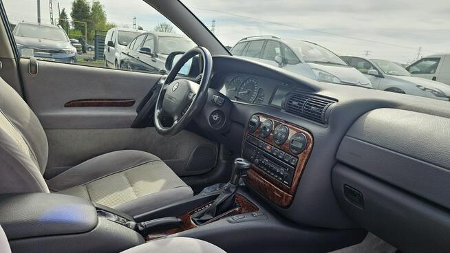 Opel Omega 2,5 v6 *automat* napęd tył *welury*