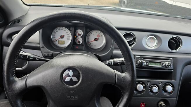 Mitsubishi Outlander 4X4 stały napęd ładne