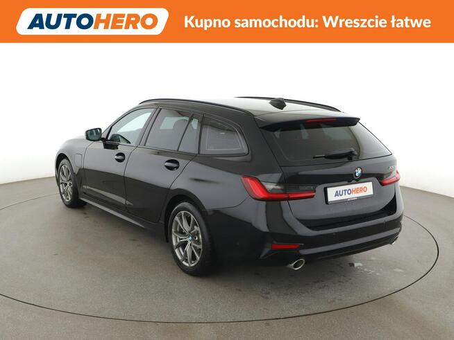 FV23% PHEV 330e automat skóra navi grzane fotele kamera LED
