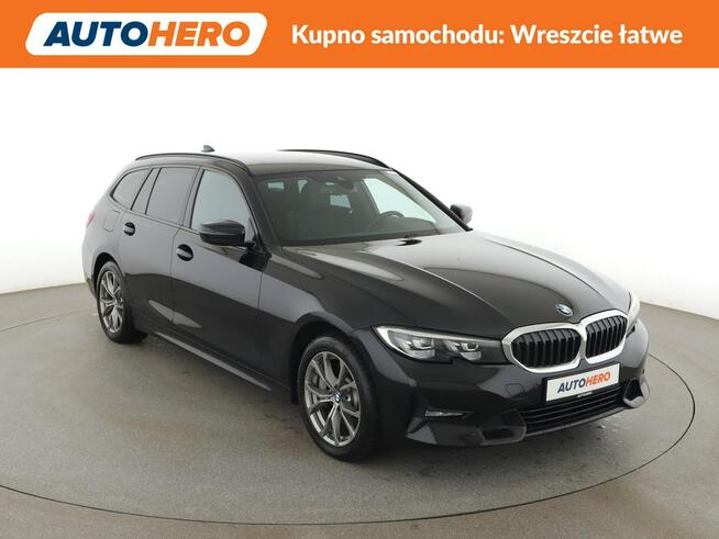 FV23% PHEV 330e automat skóra navi grzane fotele kamera LED