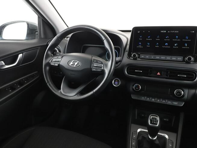 Hyundai Kona virtual led niski przebieg grzane fotele kamera navi auto klima