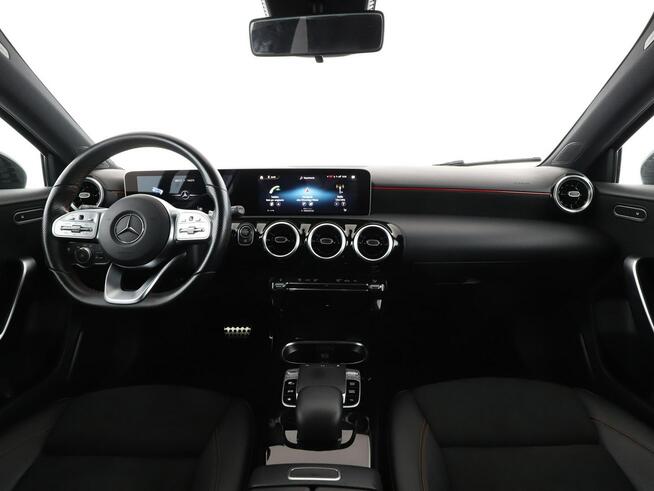 Mercedes A 180 FV23% AMG Line automat navi kamera grzane fotele