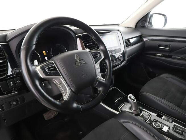 Mitsubishi Outlander PHEV 4x4 automat full LED skóra/alcantara klima auto grzane fotele kam