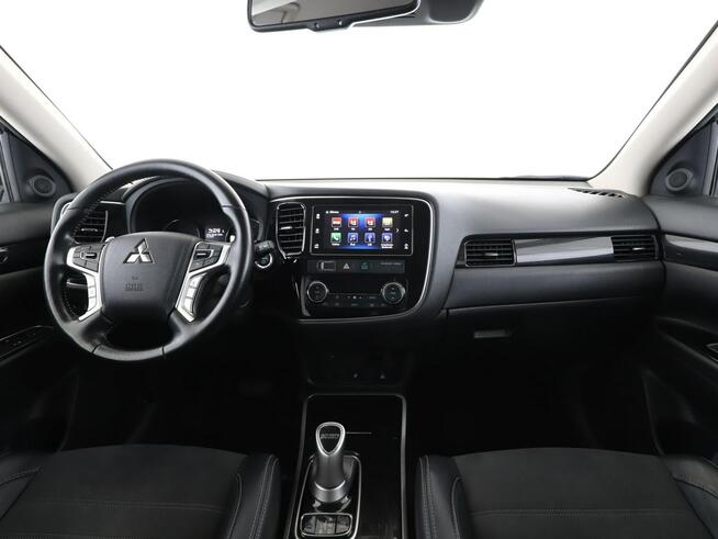 Mitsubishi Outlander PHEV 4x4 automat full LED skóra/alcantara klima auto grzane fotele kam