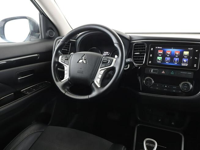 Mitsubishi Outlander PHEV 4x4 automat full LED skóra/alcantara klima auto grzane fotele kam