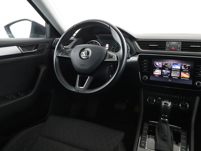 Škoda Superb DSG bi-xenon/LED navi klima auto grzane fotele hak asystenci