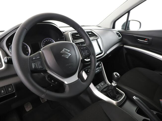 Suzuki SX4 S-Cross 140KM grzane fotele tempomat kamera klima-auto.