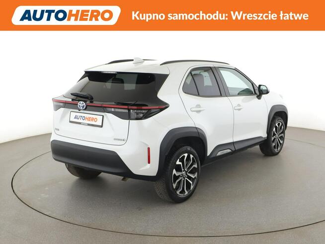 Toyota Yaris Cross HEV automat kamera LED