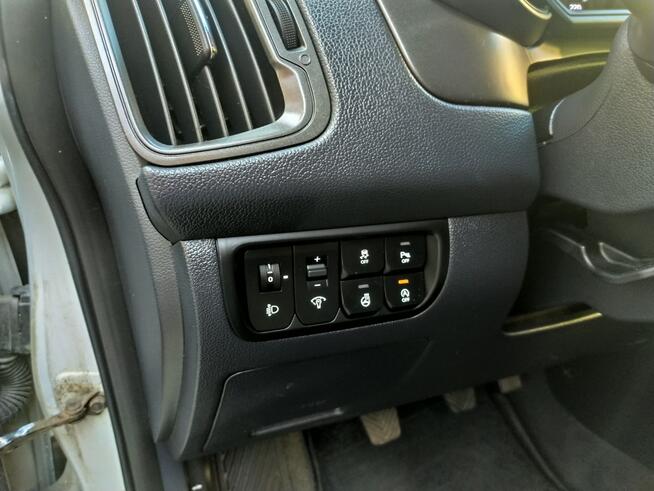 Kia Rio 1.4 Benzyna Ledy Czujniki Grzane Fotele i Kierownica Zarejestrowany