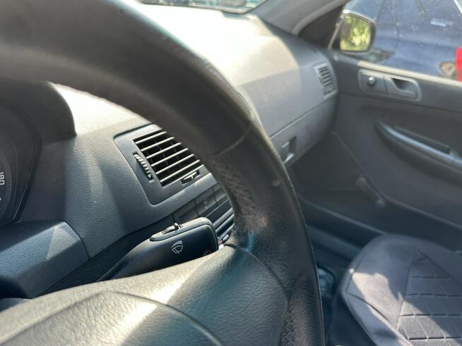 Škoda Fabia Po liftingu, wymieniony rozrząd, dodatkowe opony, długie opłaty, hak