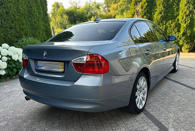 BMW e90 320i 150KM Sedan Navi IDrive Xenon Atrakcyjna Opłacona