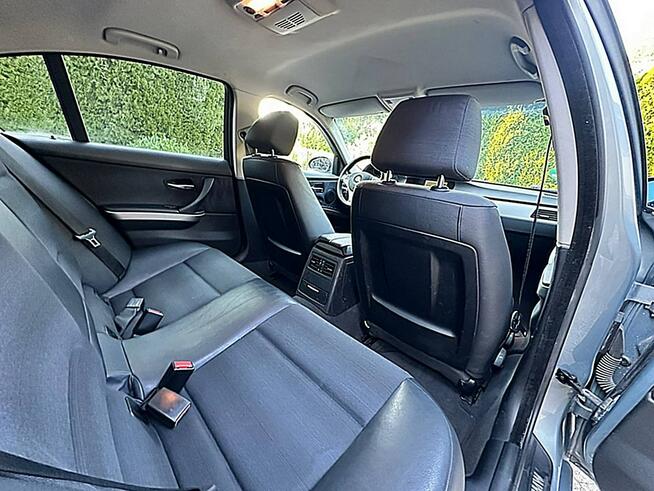 BMW e90 320i 150KM Sedan Navi IDrive Xenon Atrakcyjna Opłacona