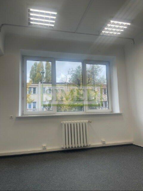 Wejście przez recepcje od patio,ochrona