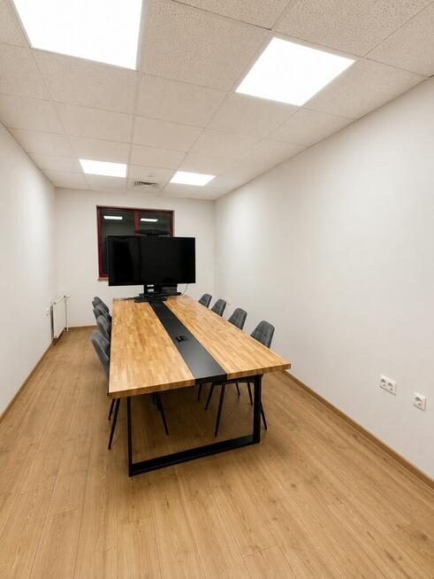 Lokal biurowo-usługowy 350 m² przy ul. Nadbrzeżnej w Koninie
