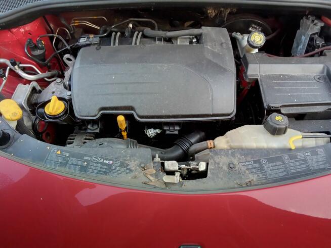 Sprzedam Renault Clio rocznik 2013