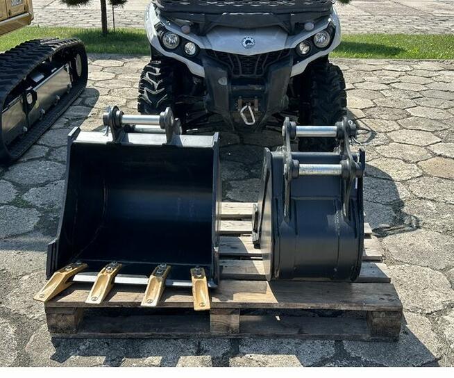 FABRYCZNIE NOWY CAT 302.7 CR