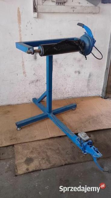 Sprzedam robot do pakowania paczek maszyna owijarka streczu