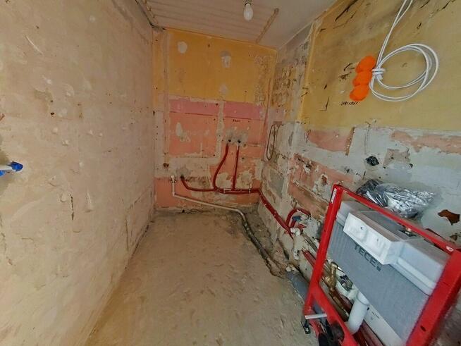 2 pokoje z balkonem częściowy remont ul. Jerzmanowskiego