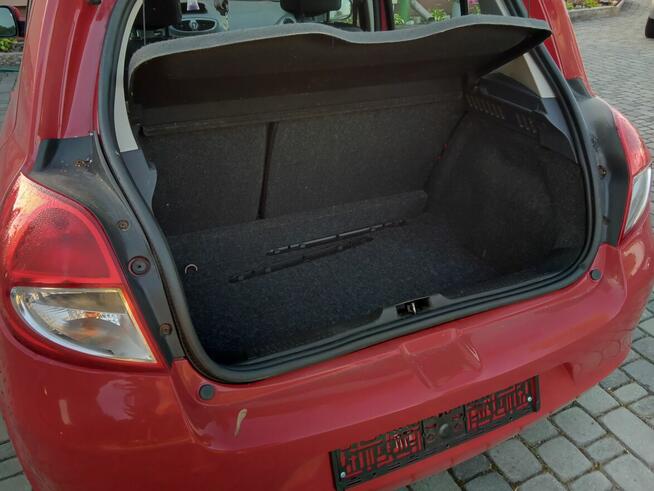 Sprzedam Renault Clio rocznik 2013