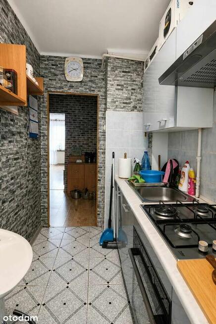 3 pokoje | 48,7 m² | 2 piętro | Balkon | 2 piwnice.