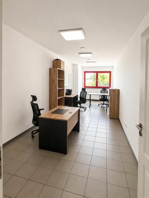 Lokal biurowo-usługowy 350 m² przy ul. Nadbrzeżnej w Koninie