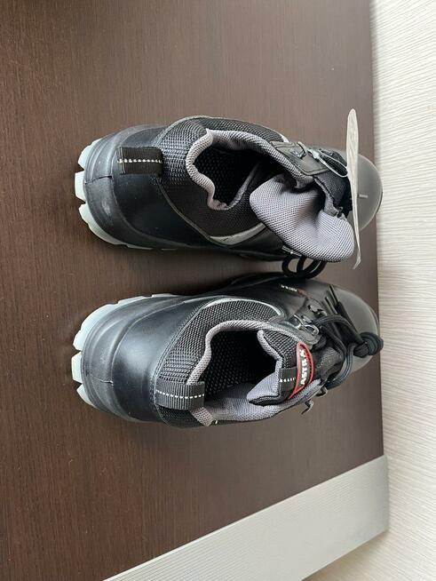 Buty robocze 43 rozmiar (nienoszone)