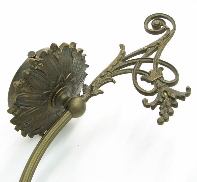 Kinkiet mosiądz patynowany jedno ramię