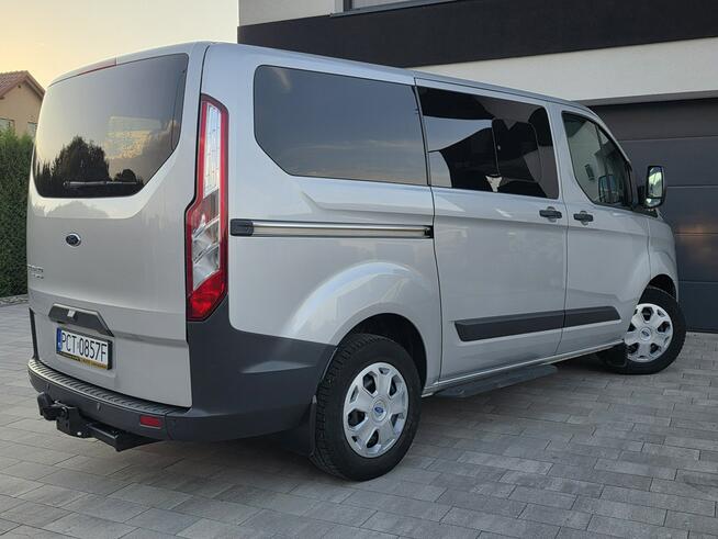 Ford Tourneo Custom bezwypadkowy /TITANIUM/ zarejestrowany/ zadbany/ kamera/ 9 osobowy