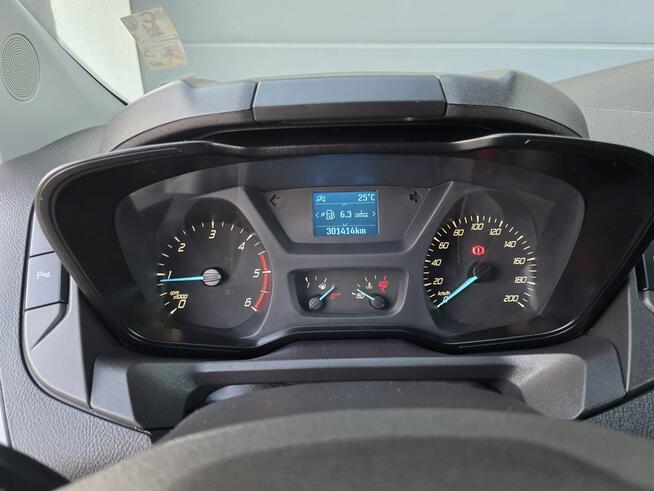 Ford Tourneo Custom bezwypadkowy /TITANIUM/ zarejestrowany/ zadbany/ kamera/ 9 osobowy