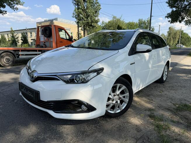 Toyota Auris 1.8 HSD 136KM Serwisowany Kamera Ładny stan