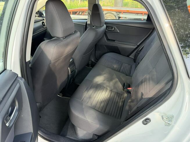 Toyota Auris 1.8 HSD 136KM Serwisowany Kamera Ładny stan